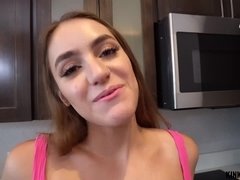 お尻, デカチン, フェラチオ, 茶髪の, 家族, 指いじり, ハードコア, ピアス