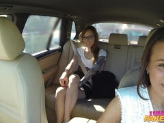 Любители, В машине, Женщины, Лесбиянка, Лизание, На природе, Киски