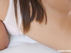 Tetas grandes, Morena, Corridas faciales, Fetiche de pies, Hd, Lencería, Nalgadas, Tragarse