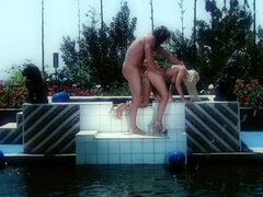 Sexy kitten Jesse Jane fucked by the pool