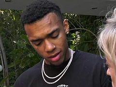 デカパイ, 黒人, フェラチオ, エロ熟女, ダブル開発, 異人種間, ポルノスター, 三人