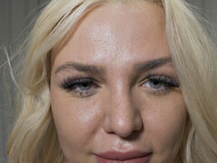 Amateur, Anal, Gros cul, Gros seins, Sucer une bite, Gorge profonde, Bâillonner, Jarretelles