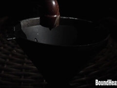 Большая жопа, Поцелуи, Лесбиянка, Белье, Властные, Натуральные сиськи, Рабыни, Втроем