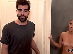 Petit ami, Femme couguar, Cocu, Queue, Léchez, Argent, Suçant, Nénés