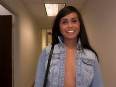 Hot-blooded Latina gives blowjob at the audition