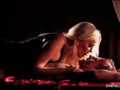 Dormitorio, Verga grande, Rubia, Mamada, Sexo duro