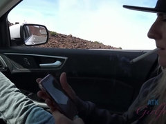 Leie, Bikini, Braunhaarige, Auto, Freundin, Muschi, Abendanzug, Titten