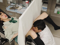 Preservatif, Tir de sperme, Médecin, Doigter, Mamelons, Culottes ou slips, Élève, Serré