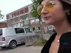 Amateur, Plage, Brunette brune, Doigter, Hd, De plein air, Pov, Rasée