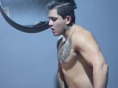 Amateur, Verga grande, Morena, Corridas, Penetracion con puños, Latina, Medias largas, Adolescente