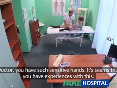 Amateur, Mamada, Médico, Lamidas, Orgasmo, Cabello corto, Adolescente, Tetas