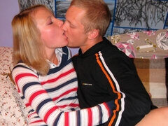 Slaapkamer, Grote lul, Blond, Pijpbeurt, Hondjeshouding, Natuurlijke tieten, Pijn, Tiener