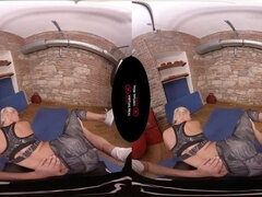 VirtualRealPorn.com - Alone in the gym