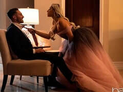 Blonde, Sucer une bite, Robe, Poilue, Énorme, Fille latino, Léchez, Chatte