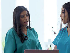 Hd, Zoenen, Lesbisch, Masseren, Moeder die ik wil neuken, Orgasme, Anaal likken, Trio