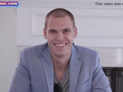 Tussi, Vollbusig, Spermaladung, Schwanz, Hundestellung, Aufs gesicht abspritzen, Gruppe, Orgie