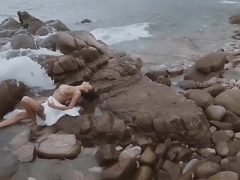 Strand, Grosse titten, Braunhaarige, Erotisch, Europäisch, Russisch, Erotischer film, Tätowierung