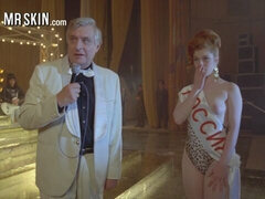 Leie, Grosser arsch, Grosser schwanz, Blasen, Hundestellung, Behaart, Interrassisch, Küssen