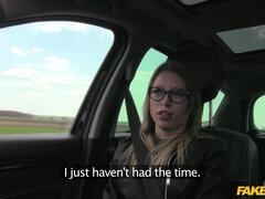 Красотки, Брюнетки, В машине, Очки, Секс без цензуры, На природе, Полиция, Бритые