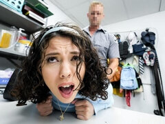 18 jaar, Grote kont, Grote lul, Pijpbeurt, Bruinharig, Hondjeshouding, Natuurlijke tieten, Kort haar