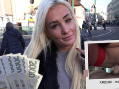 Grosser schwanz, Grosse titten, Kehlenfick, Handjob, Hardcore, Pov, Öffentlich, Titten