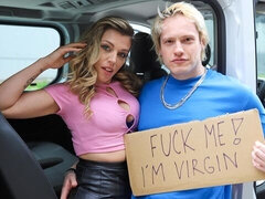 18 ans, Gros cul, Grosse bite, Sucer une bite, En levrette, Mature, De plein air, Nénés