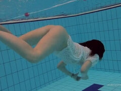 Morena, Hembra, Fetiche, Peludo, Solo, Adolescente, Apretado, Bajo el agua