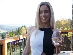Blond, Pijpbeurt, Lul, Handbeurt, Masturbatie, Secretaresse, Mager, Tiener