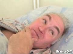 18 jaar, Pijpbeurt, Sperma shot, Opa, Hd, Verpleegster, Klein, Tiener