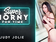 Cul, Brunette brune, En levrette, Béant, Rasée, Solo, Nénés, Jouets