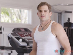 Sucer une bite, Tromperie, Faciale, Gym, Léchez, Seins naturels, Belle mère, Épouse