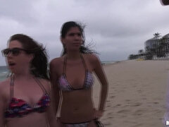 Chica, Playa, Culo grande, Tetas grandes, Grupo, Sexo duro, Fiesta, Coño