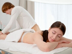 Amateur, Grosse bite, Sucer une bite, Brunette brune, Queue, Seins naturels, Maigrichonne, Adolescente