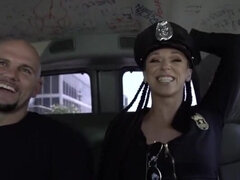 18 jahre, Grosser arsch, Grosser schwanz, Braunhaarige, Handjob, Öffentlich, Jungendliche (18+), Titten