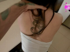 Enthousiasteling, Grote kont, Sperma shot, Handbeurt, Hardcore, Man, Keuken, Vrouw