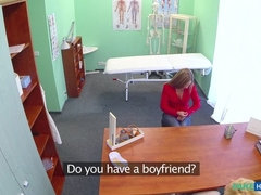 Поза 69, Любители, Пальцем, Лесбиянка, Лизание, В офисе, Униформа, Подглядывание