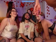 Amateur, Bisexuelle, Sucer une bite, En levrette, Partouze, Hard, Hd, Léchez