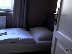 Braunhaarige, Gehörnter ehemann, Tschechisch, Schwanz, Mutti, Pov, Realität, Ablutschen