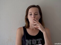 Morena, Masaje, Durmiendo, Fumando, Adolescente