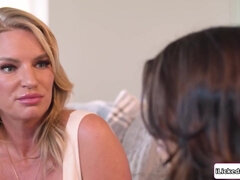 デカパイ, 巨乳な, 顔面騎乗, 毛深い, レズビアン, 小柄, 義母, オッパイの