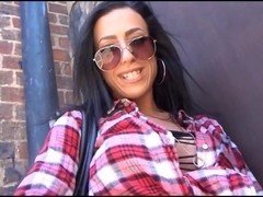 Amateur, Chica, Morena, Despelote, Al aire libre, Público, Tetas, Voyeur