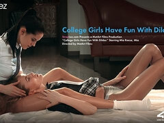 Studentin, Hochschule, Hundestellung, Lesbisch, Nylon, Orgasmus, Muschi, Strümpfe