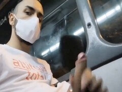 Autobus, Gevangen, Homo