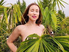 18 ans, Gros cul, Grosse bite, En levrette, Seins naturels, Rasée, Maigrichonne, Adolescente