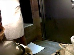 Сиськи, Подглядывание