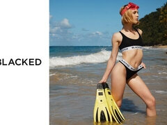 Gros cul, Grosse bite, Noire, Blonde, Bite énorme, Seins naturels, De plein air, Adolescente