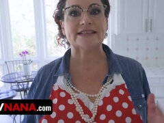 Verga grande, Tetas grandes, Mamada, Tetona, Abuelita, Masaje, Madres para coger, Pelirrojo