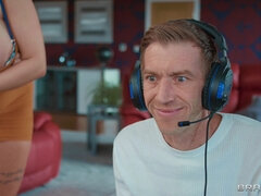 フェラチオ, 彼氏, 茶髪の, チン, ドイツ人, 怪物, ショートヘア, タトゥー