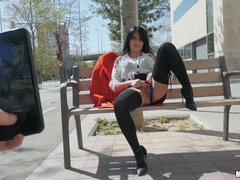 Grote mammen, Kreng, Bruinharig, Rondborstig, Flashing, Kousen, Tiener, Tieten likken