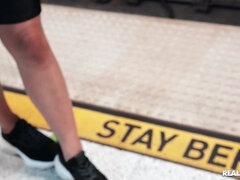 Kont, Slaapkamer, Bruinharig, Latijnse vrouw, Lesbisch, Masturbatie, Tatoeage, Trio